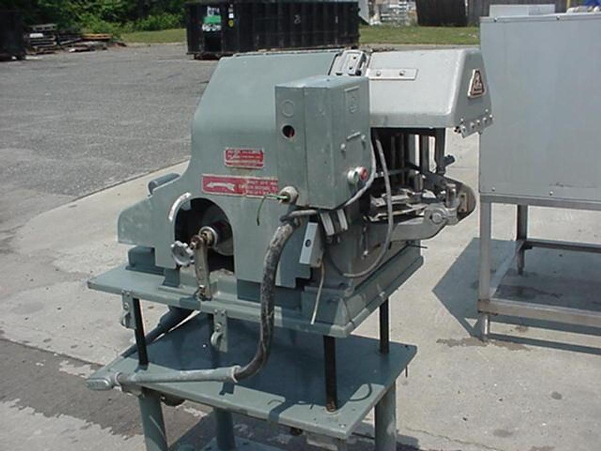 Used Lakso Model 52 Bottle Cottoning Machine