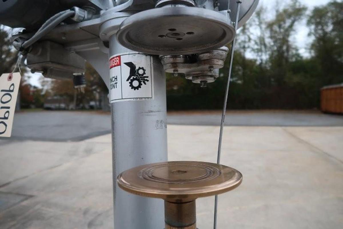 Used Rooney Semi-Automatic Can Seamer, 603 Diameter