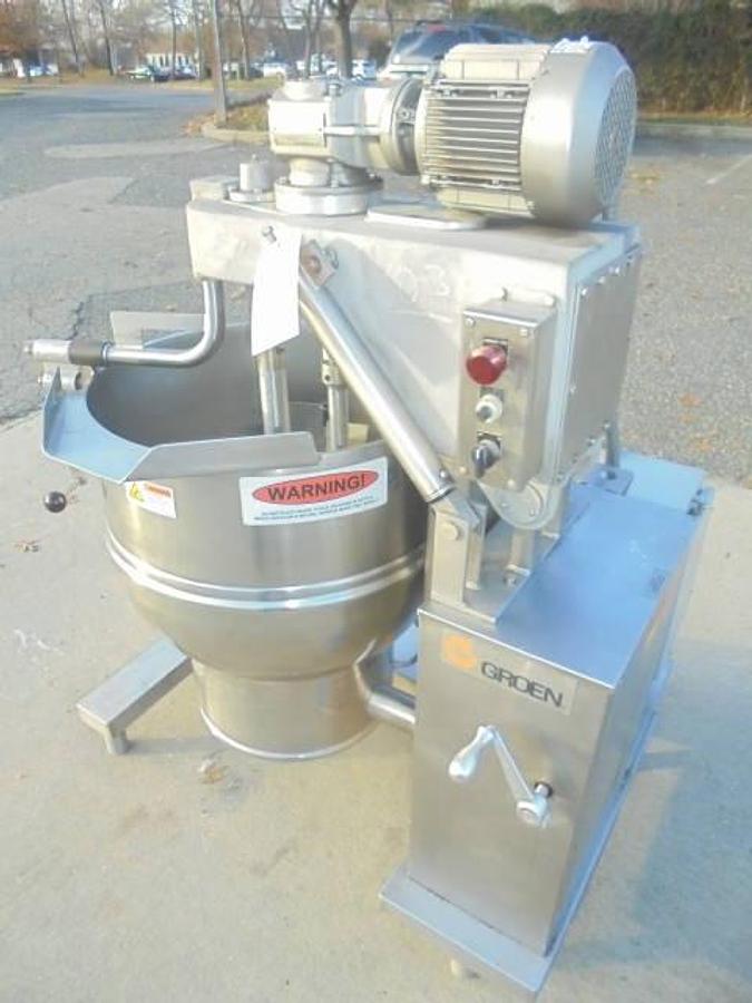 Used 40 Gal Groen self-contained electric twin action kettle, tilt discharge, 316 SS