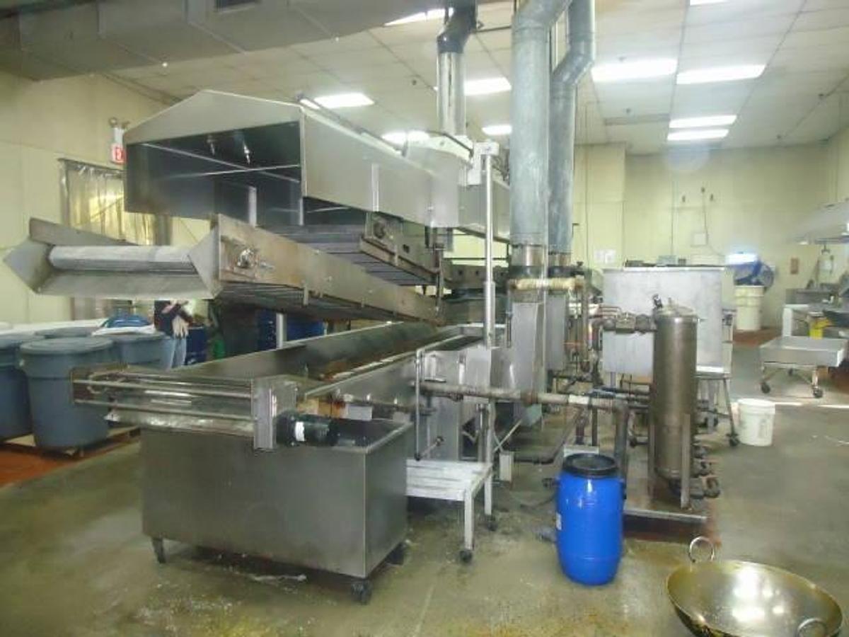 Used Heat And Control/ Mastermatic 34 Inch Wide Stainless Steel Gas Fired Continuous Fryer