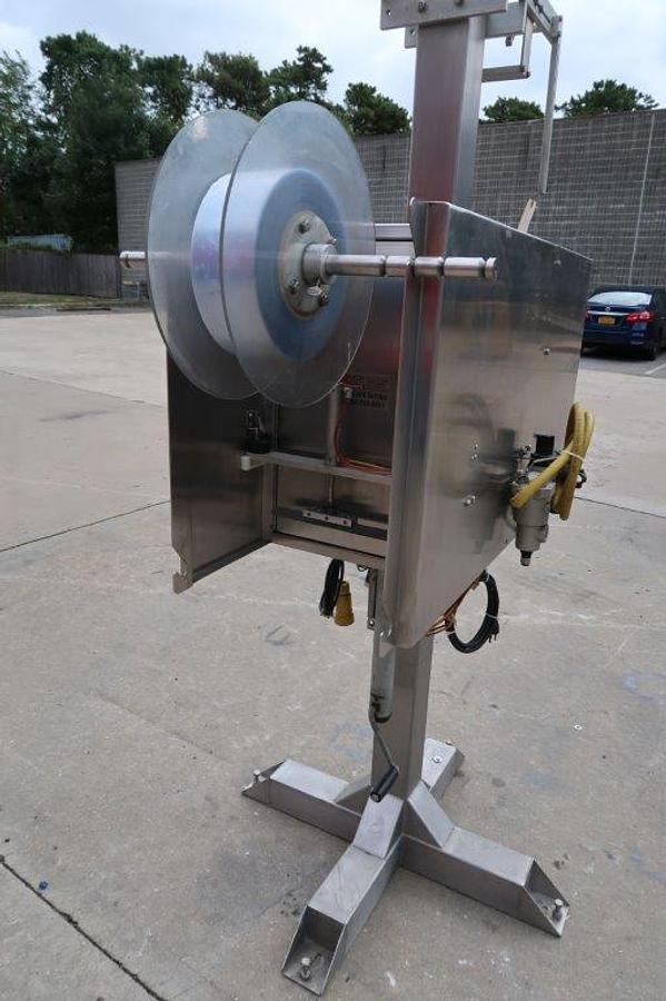 Used Axon EZ-130 SS Heat Shrink Sleever/Bander, 150 per Minute