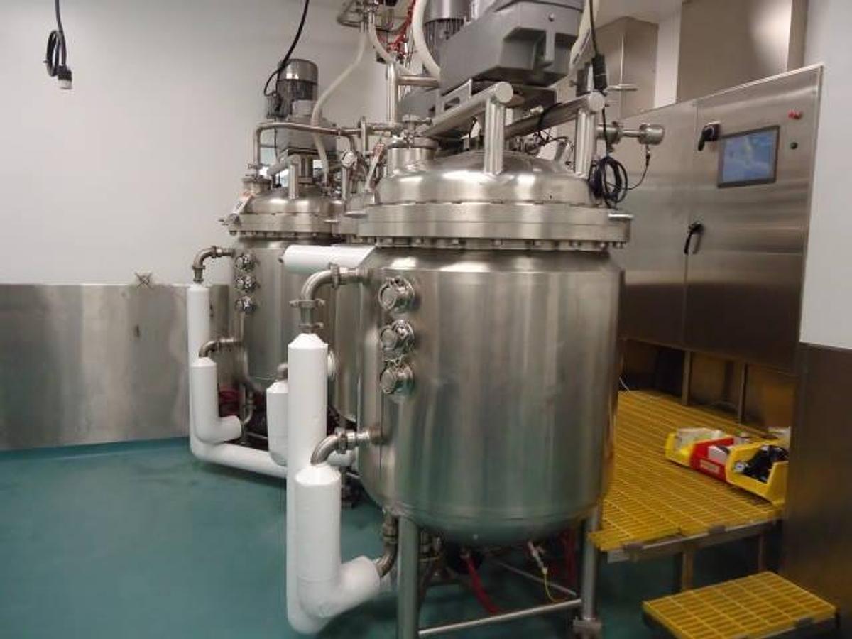 Used Feldmeier 100 Gallon Sanitary Jacketed Vacuum Agitated Reactor, 316L (3)