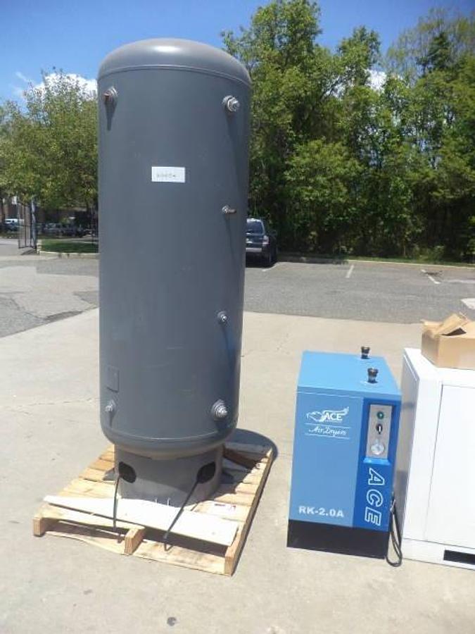 Used United States Air Compressor 15HP Compressor with Compressed Air Dryer and Expansion Tank