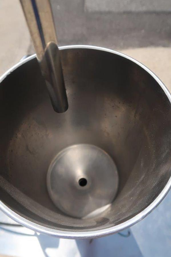 Used Shanghai Dong Hua 15 GPH Two Stage Homogenizer