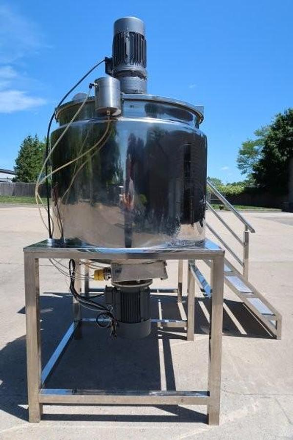 Used 200 Gallon Electric Stainless Steel Mixing Tank