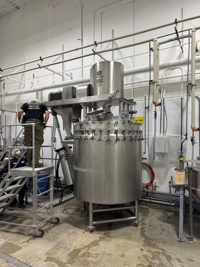 Used Lee 400 Gallon Vacuum Mixing Kettle
