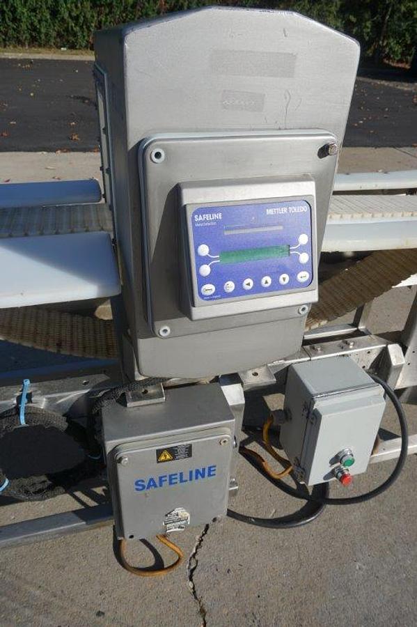 Used Safeline PowerPhasePLUS Stainless Metal Detector, 7-7/8 In. Wide X 8-1/2 In. Aperture
