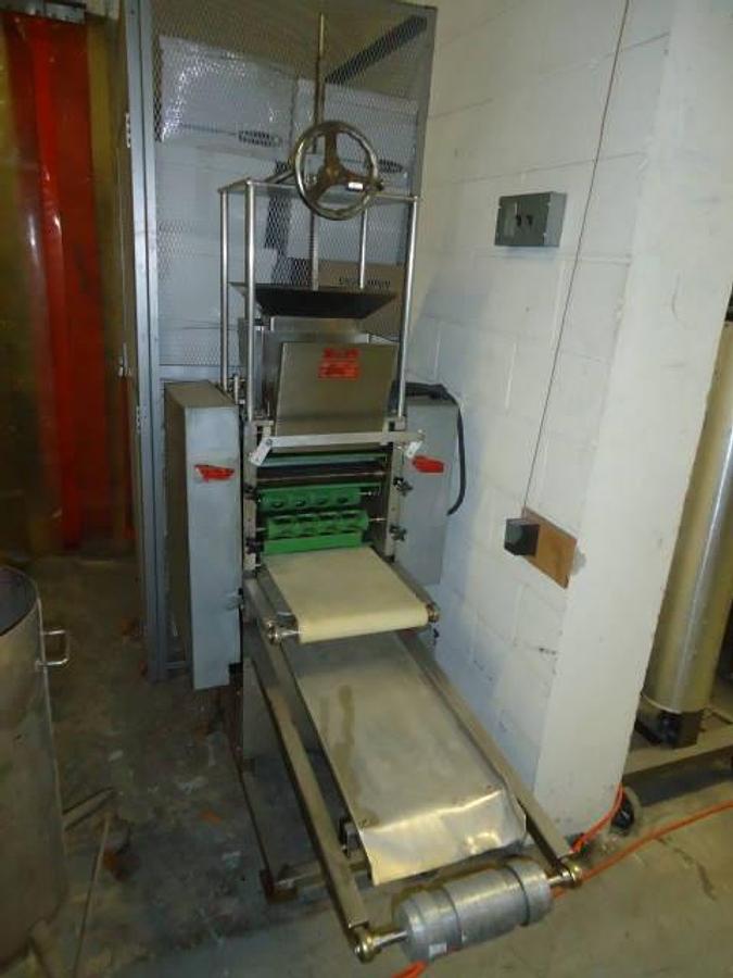 Used Lombi 4-Up Round Ravioli Machine