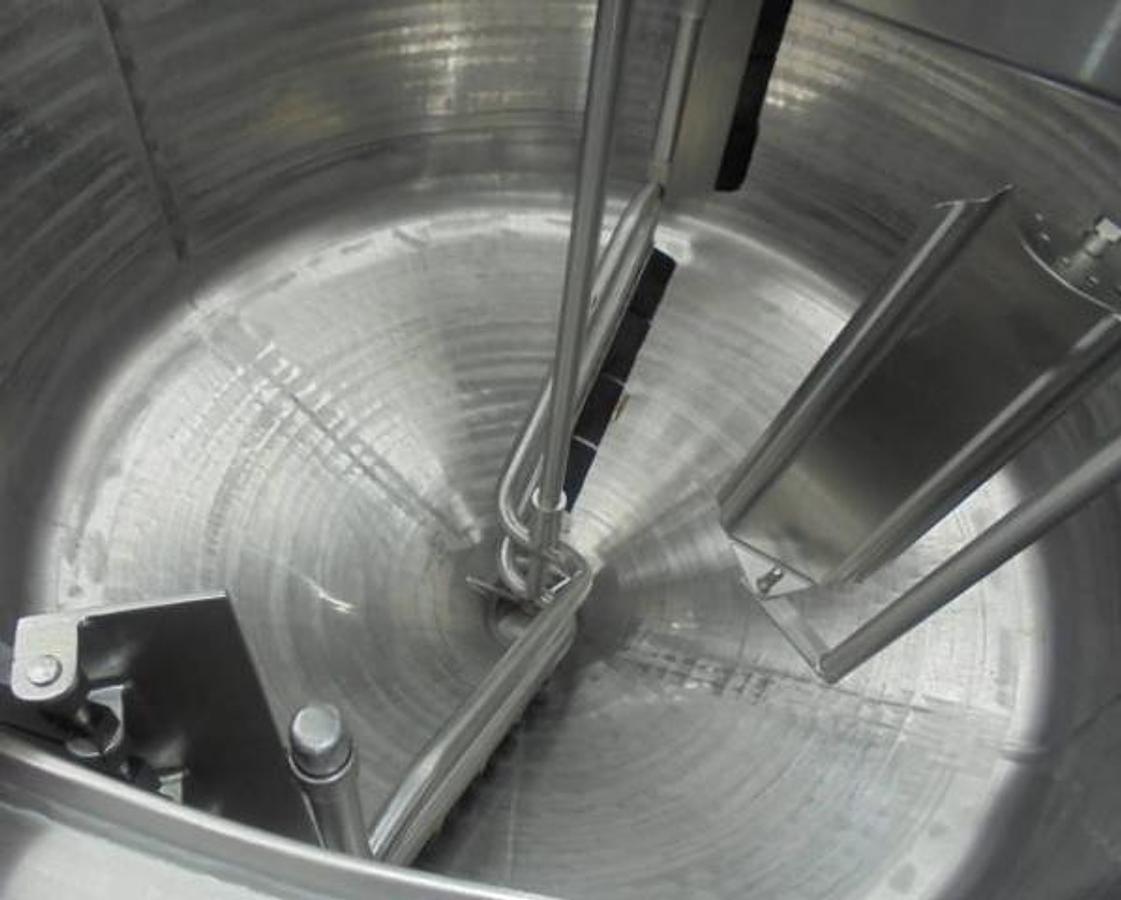 Used 600 Gallon Mueller Scrape Surface Cone Bottom Mix Kettle, 90PSI Jacket