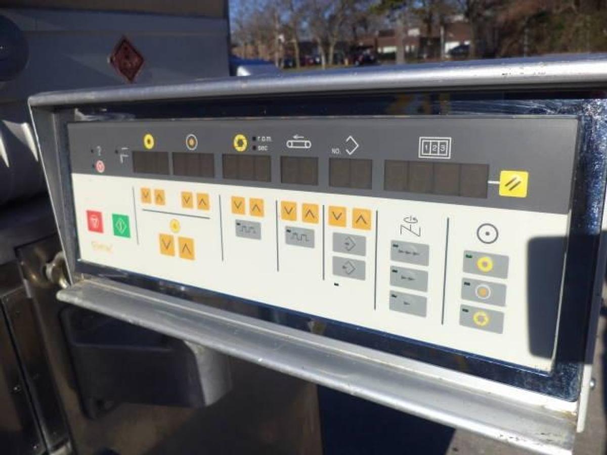 Used Rheon KN400 Cornucopia Encrusting Machine