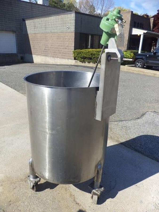 Used 150 Gallon Tolan Stainless Steel Vertical Tank, Portable