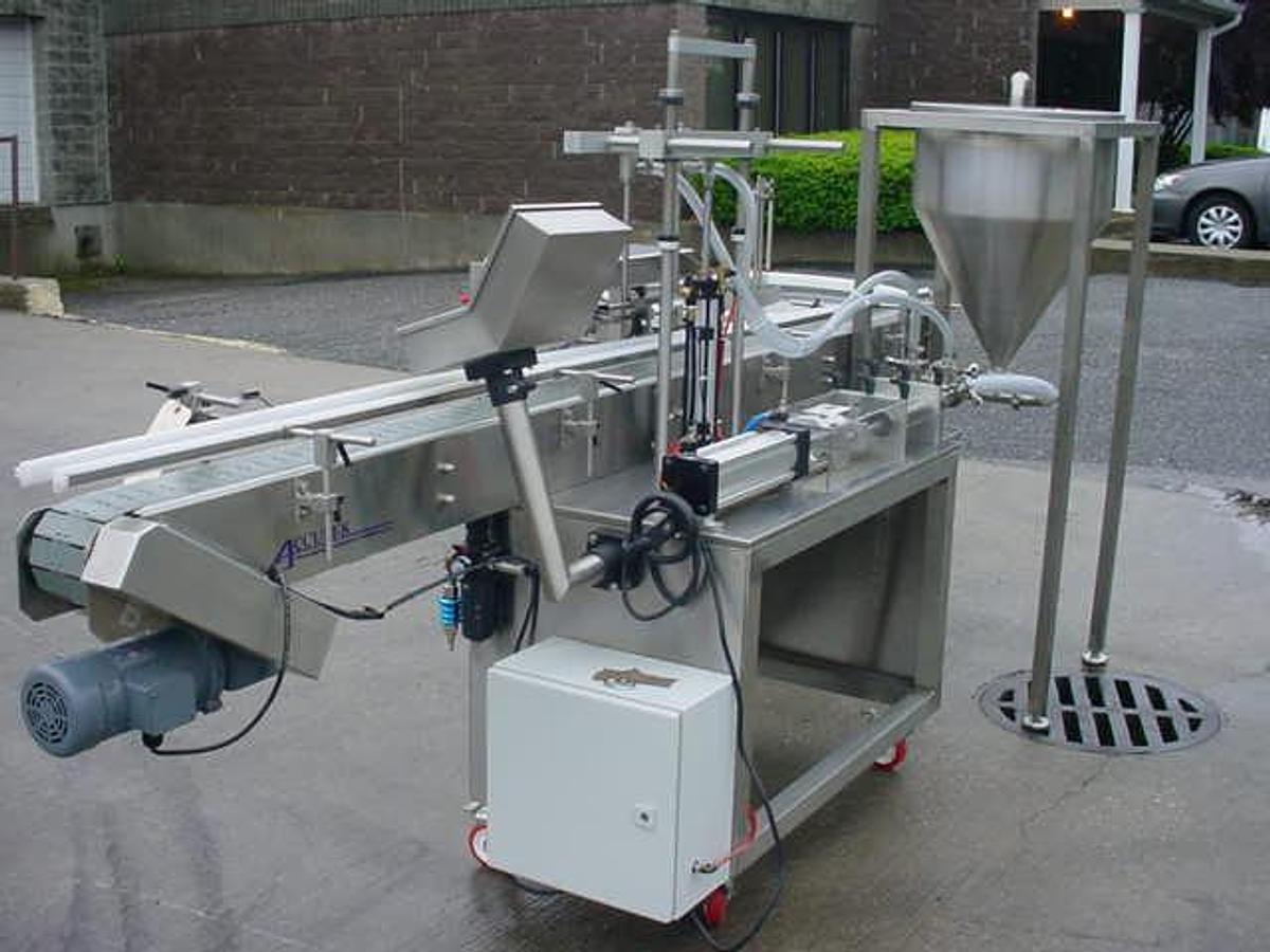 Used Accutek Avf-16 Dual Piston Automatic  Filling Machine, All Stainless Steel