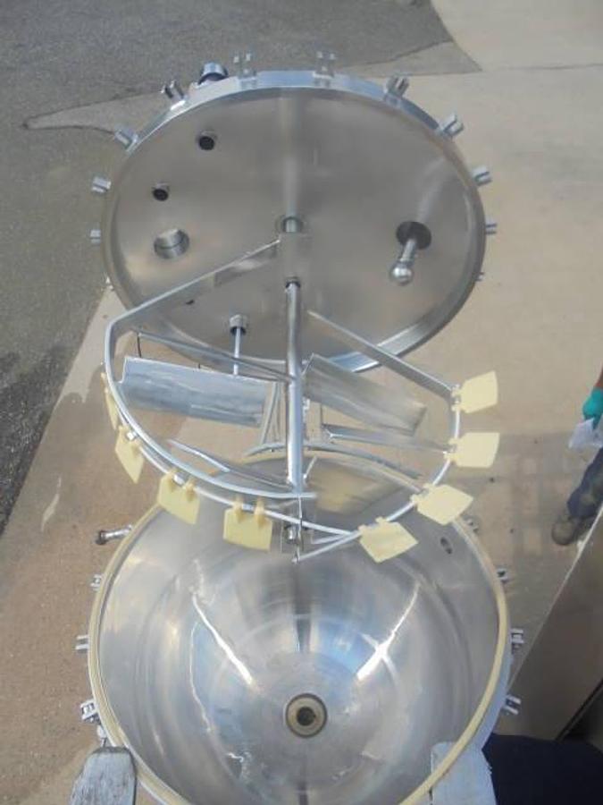 Used 100 Gallon Lee Double Motion Jacketed Vacuum Kettle/Reactor, Tilt Out Agitation