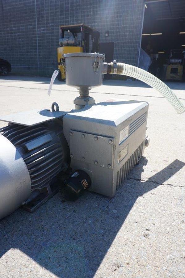 Used Busch Type RA0100.E506.1101 Vacuum Pump, 5 HP