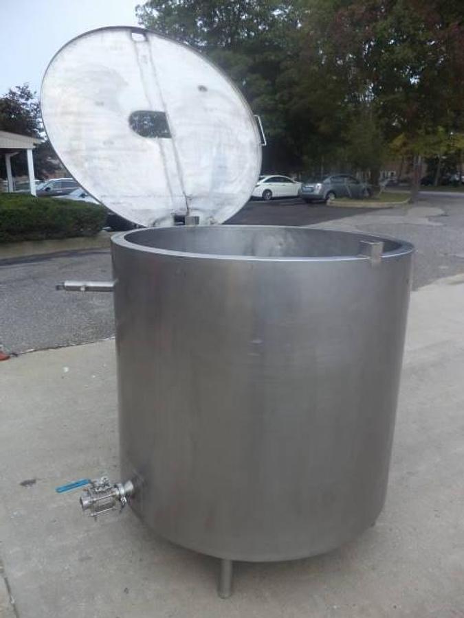 Used 300 Gallon Type 316 SS jacketed tank