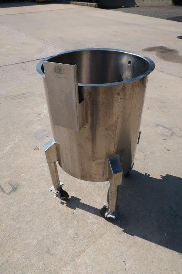 Used 25 Gallon Stainless Steel Portable Tank, Agitator Mount