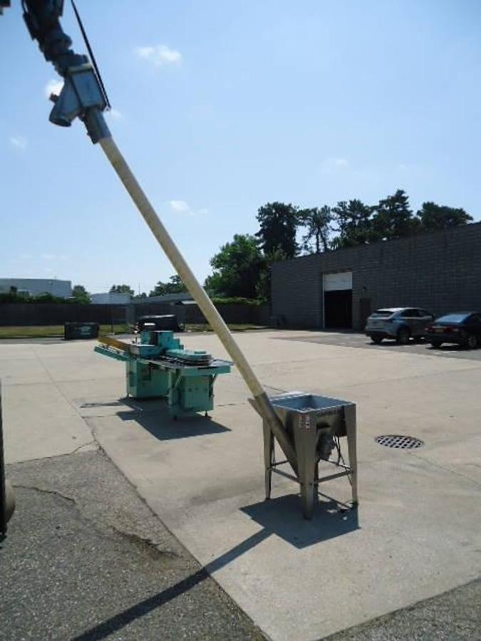 Used Hapman 4 In. Diameter Flexible Screw Conveyor With Hopper Prebreaker, 110 inch discharge height