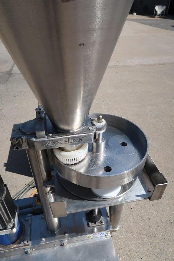 Used Spee-Dee CBS Volumetric Cup Filling Machine, with Control Panel