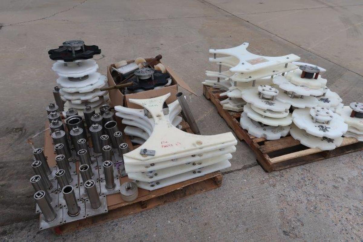 Used MRM/Elgin 16 Head Rotary Piston Filler, up to 32 Oz.