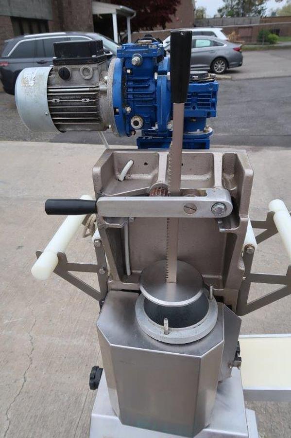 Used Italpast RA-120 Stainless Ravioli Machine, 80 kg/hr