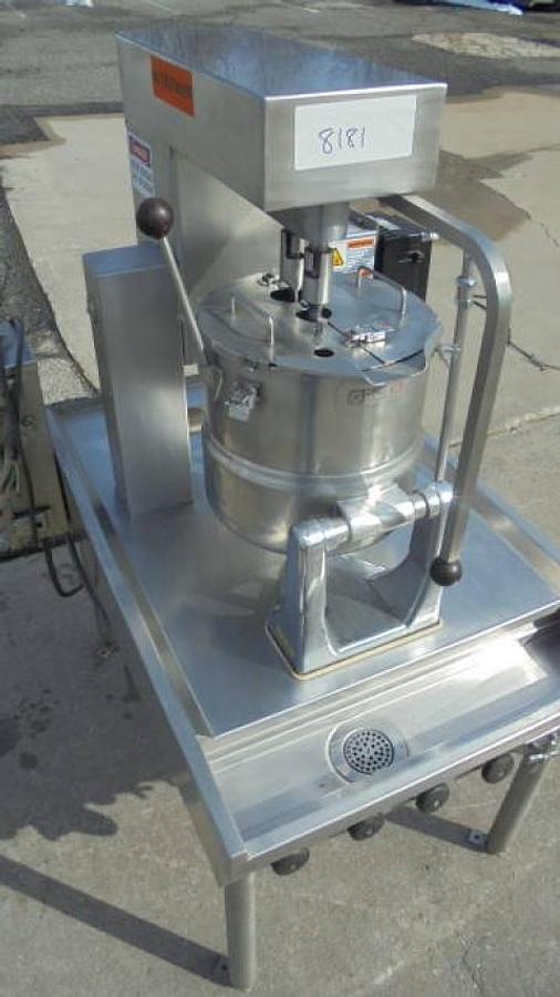 Used 5 Gallon Groen Stainless Steel Twin Action Scraper Kettle, Variable Speed