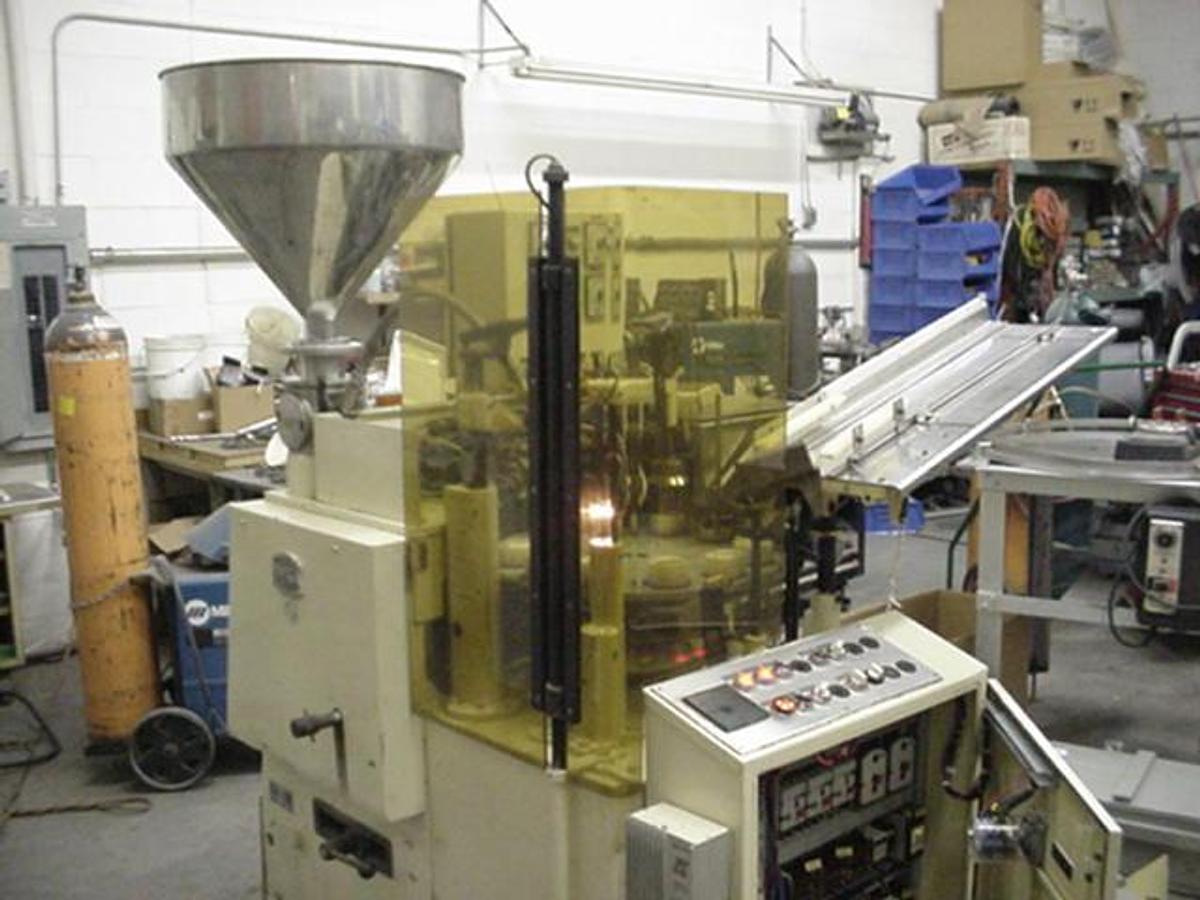 Used Iwka Tf-24 Automatic Plastic Tube Filler/Sealer
