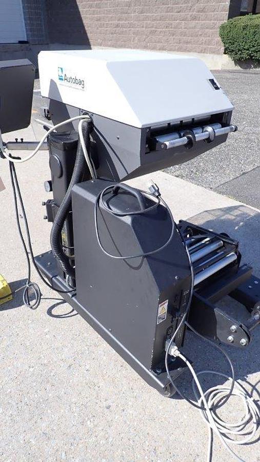 Used Autobag AB-180 Auto Filling and Sealing Machine, Portable