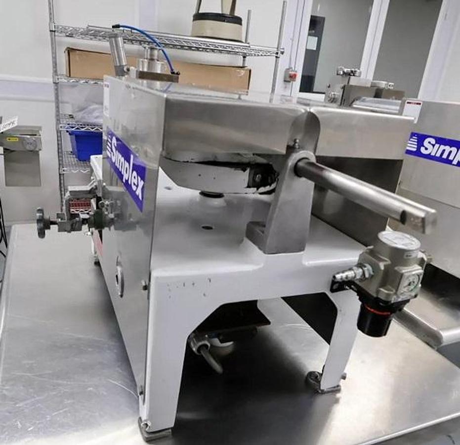 Used Simplex AS-1 Single Piston Filler, Electric