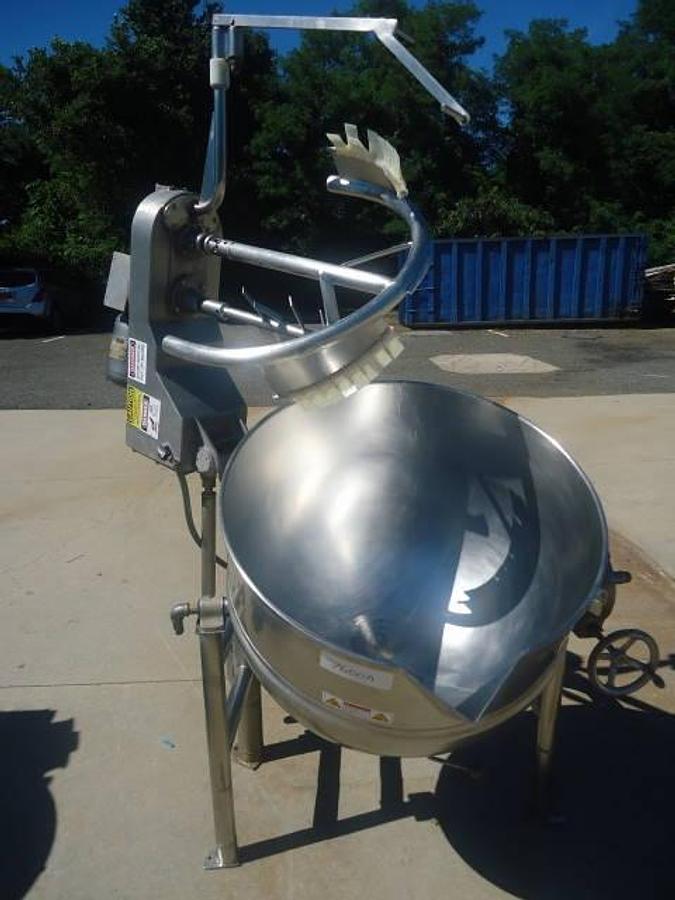 Used 80 Gallon Groen Twin Action Jacketed Mix Kettle, Tilting