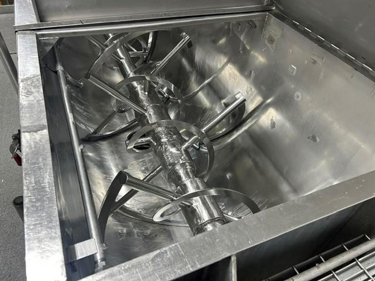 Used 125 Cu. Ft. Double Ribbon Blender, SS