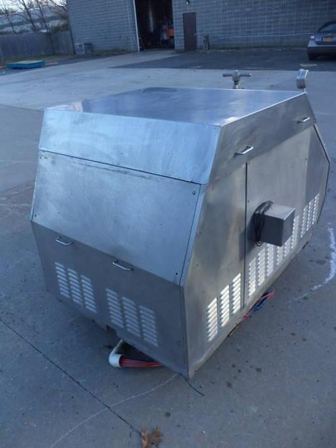Used APV Gaulin MS18 two stage homogenizer, 75HP.