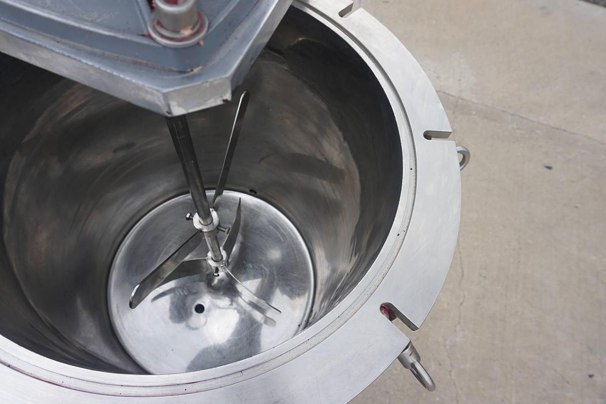 Used 30 Gallon SS Self-Contained Electric Jacketed Mix Tank/Kettle