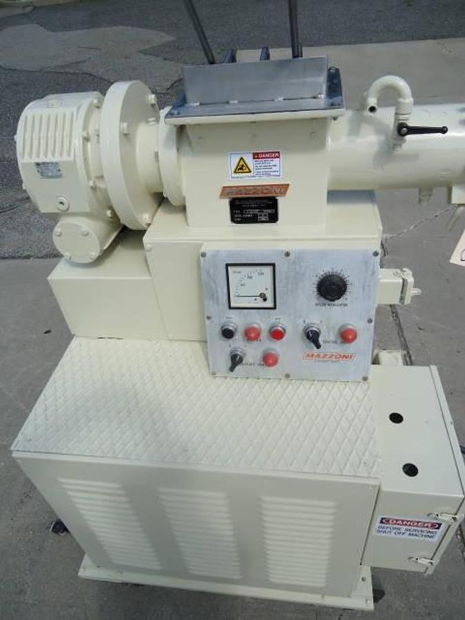 Used Mazzoni M100 Soap Extruder, Portable