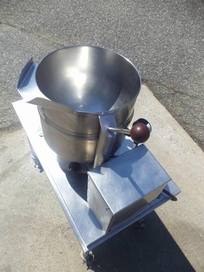 Used 5 Gallon Groen Stainless Steel Self-Contained Electric Kettle, 50 PSI Jacket