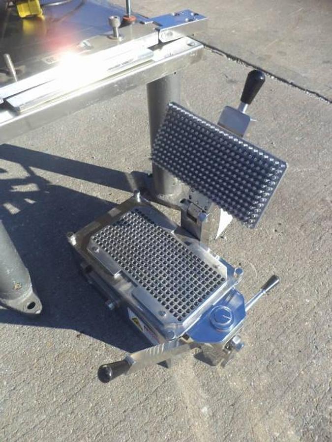 Used Pam Benchtop Capsule Filling System