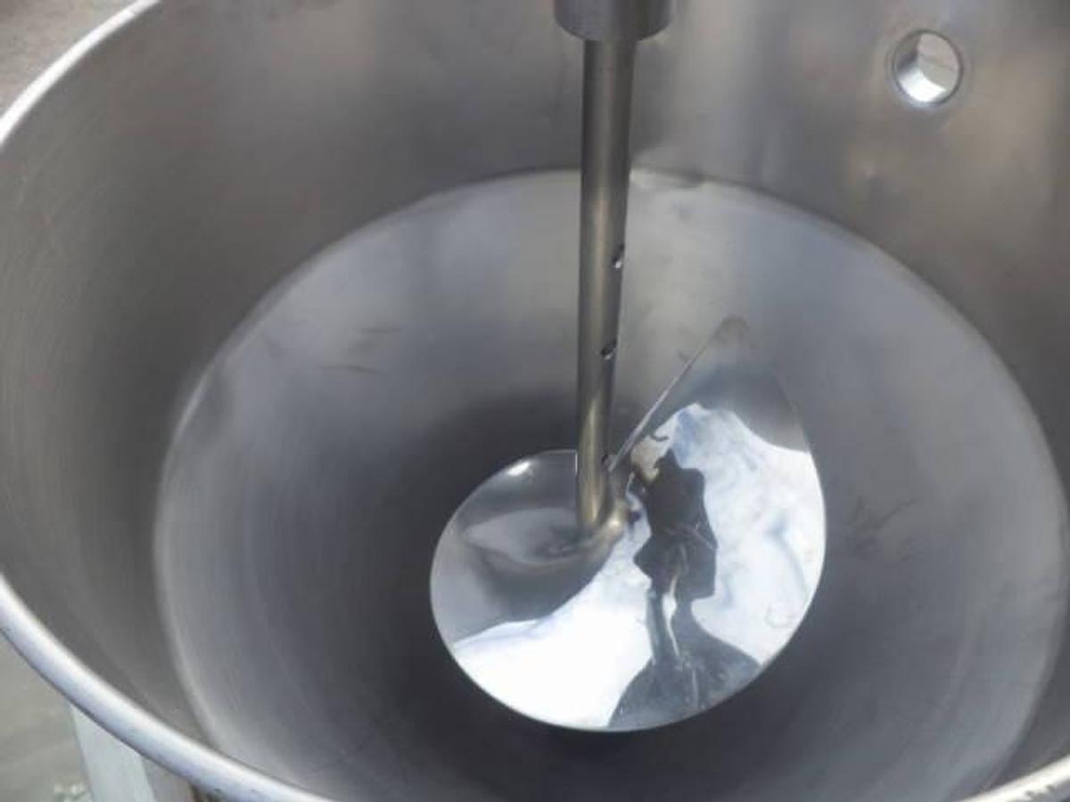 Used Kalix KX-70 Hot Air Plastic Tube Filling/Sealing Machine, 70 Per Minute