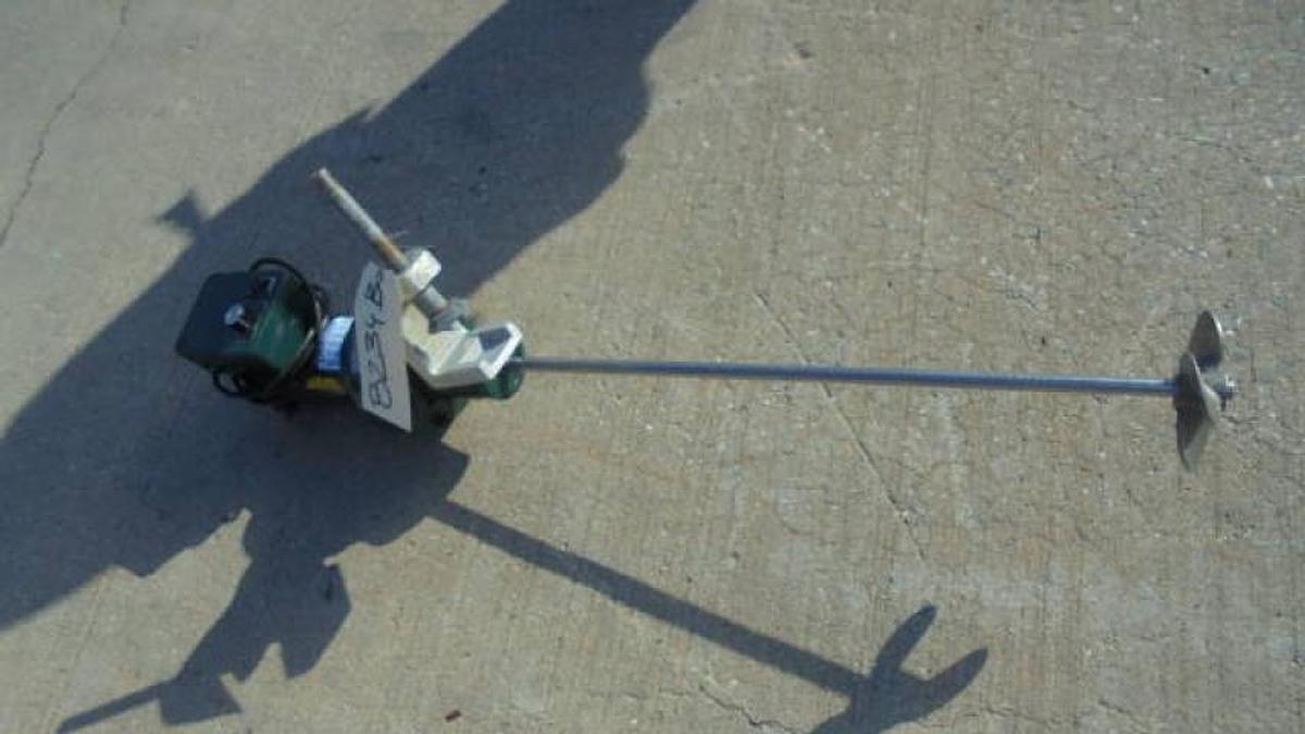 Used SPX/Lightnin .25HP Clamp-on Propeller Mixer, Variable Speed