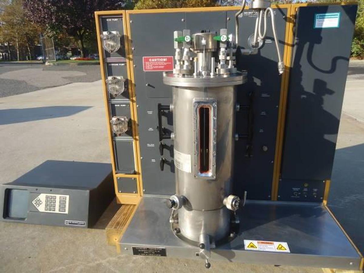 Used NEW BRUNSWICK SCIENTIFIC “MICROGEN”” 16 LITER FERMENTOR, 316 Stainless Steel