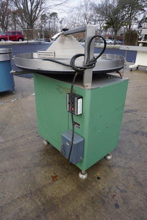 Used 36 In. Diameter King Rotary Unscrambling/Accumulating Tables, Variable Speed