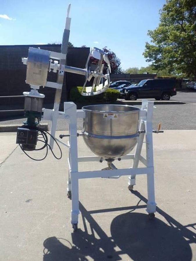 Used 40 Gallon Lee SS Double Motion Mix Kettle, 90 PSI Jacket