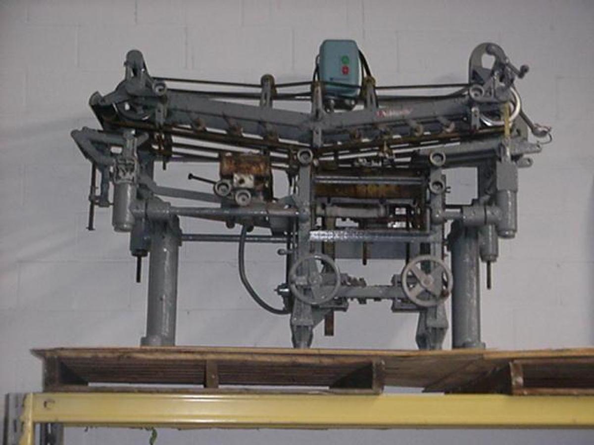 Used New Way V4sc Wraparound Glue Labeler