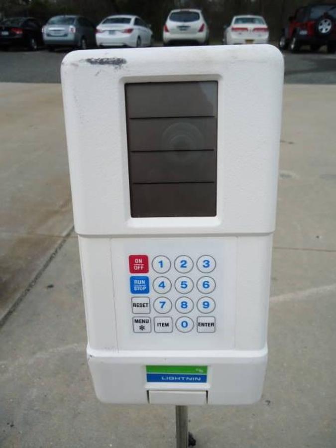 Used Lightnin Tabletop Lab Propeller Mixer, Digital