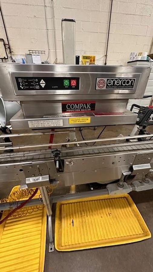 Used Automatic Liquid Filling Line