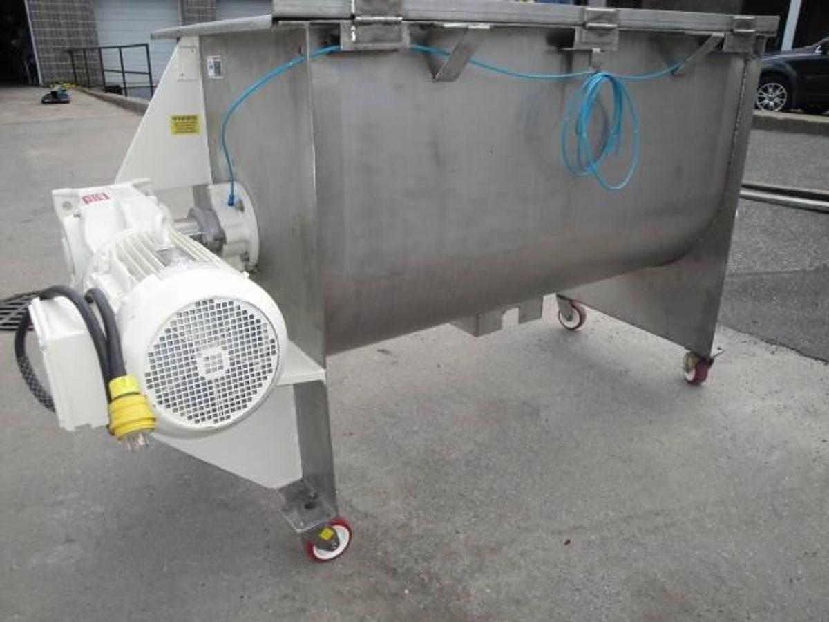 Used 25 Cu.ft.  Ross Stainless Double Ribbon Blender, 10 Hp