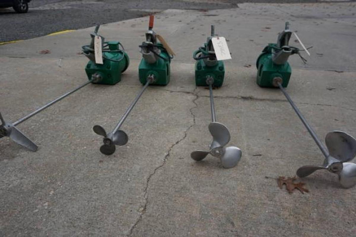 Used Lightnin XJ-30 Clamp On Propeller Mixers (4)