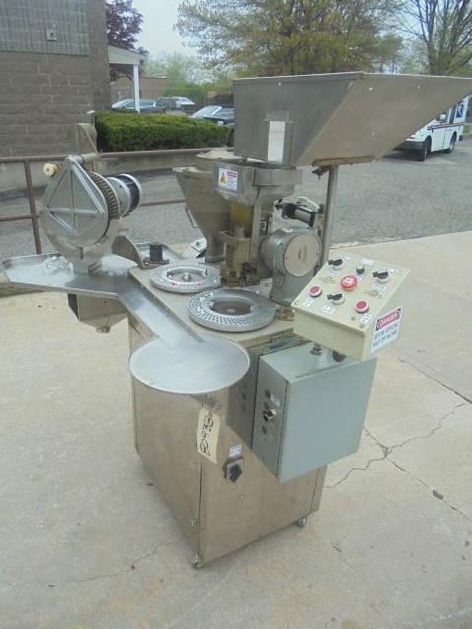 Used Shionogi Qualicaps “Quali-Fill” 8S Semi-Automatic Capsule Filler