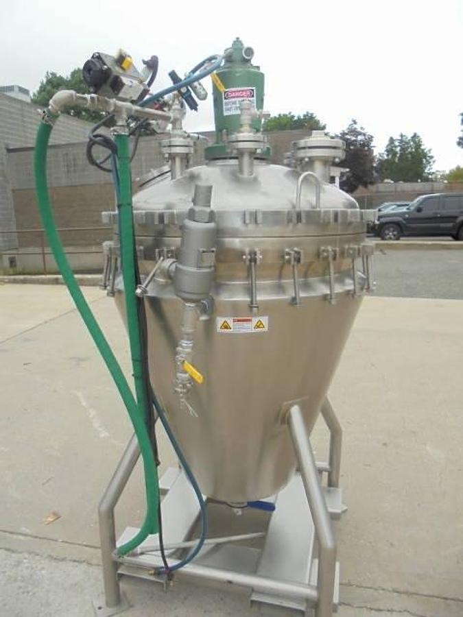 Used B&G 50 Gallon 316L Stainless Jacketed Vacuum Cone Bottom Mix Tank, Air Driven Mixer