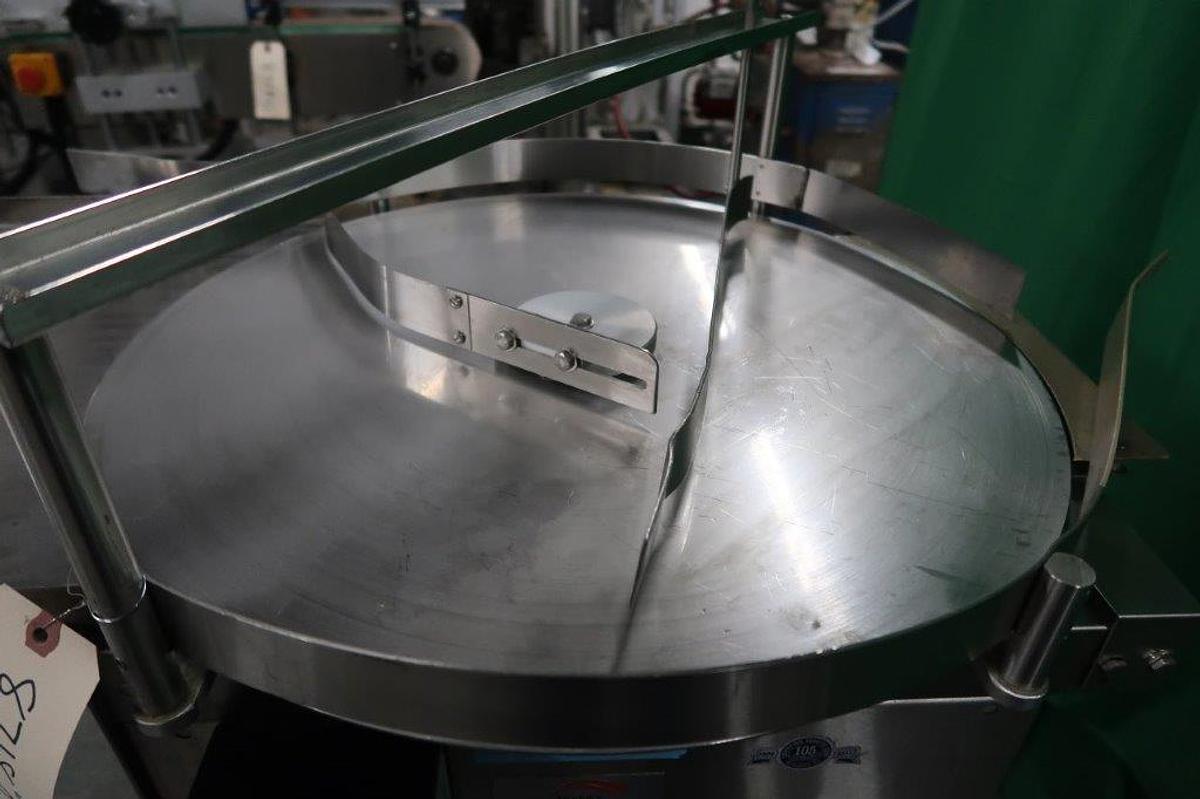 Used 24 In. Diameter Modular Packaging SS Rotary Unscrambling/Accumulating Table, With Unscrambling Shelf