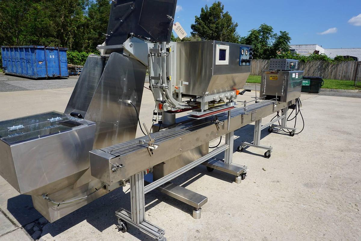 Used DL Tech Eight Spindle Automatic Screw Capper, 200 per Minute