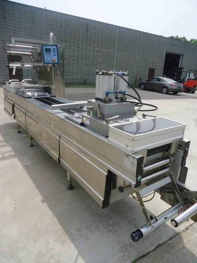 Used Multivac R230 Vacuum Packaging Machine